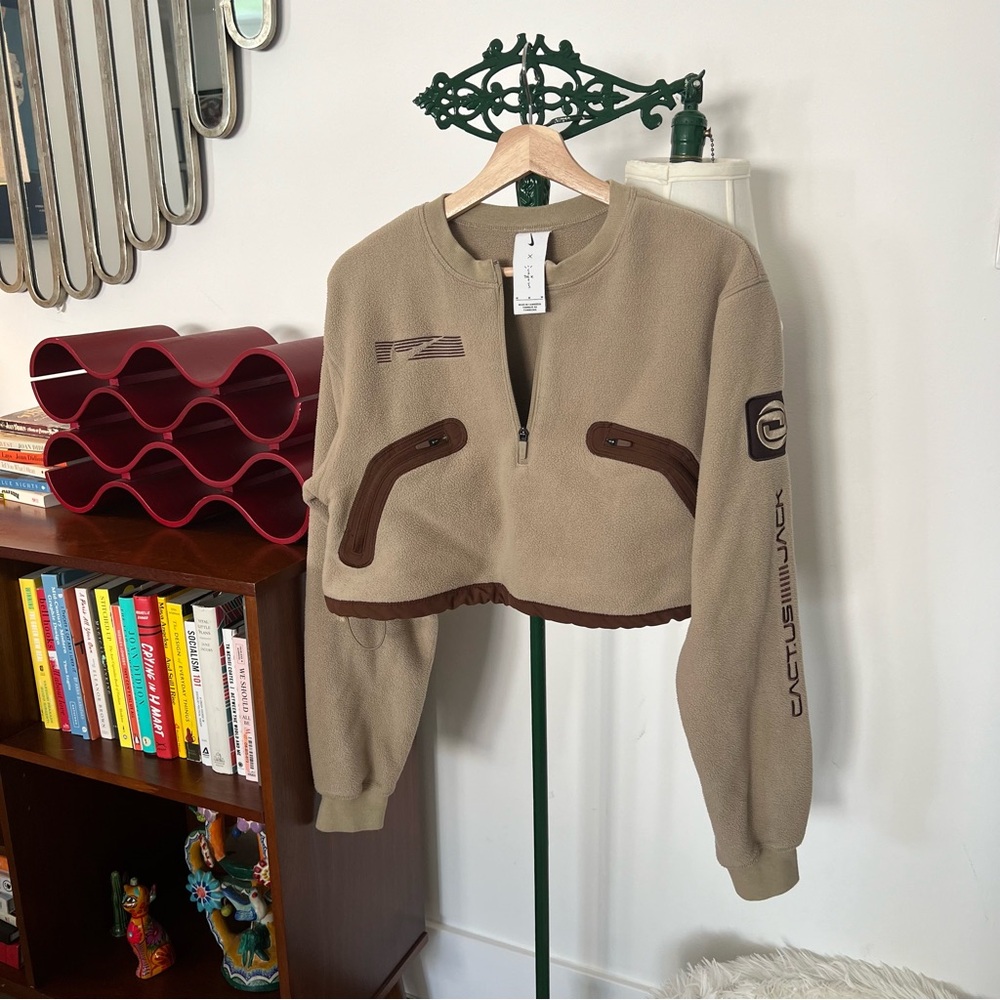 Nike Cactus Jack Tan and Brown Cropped Fleece Pullover